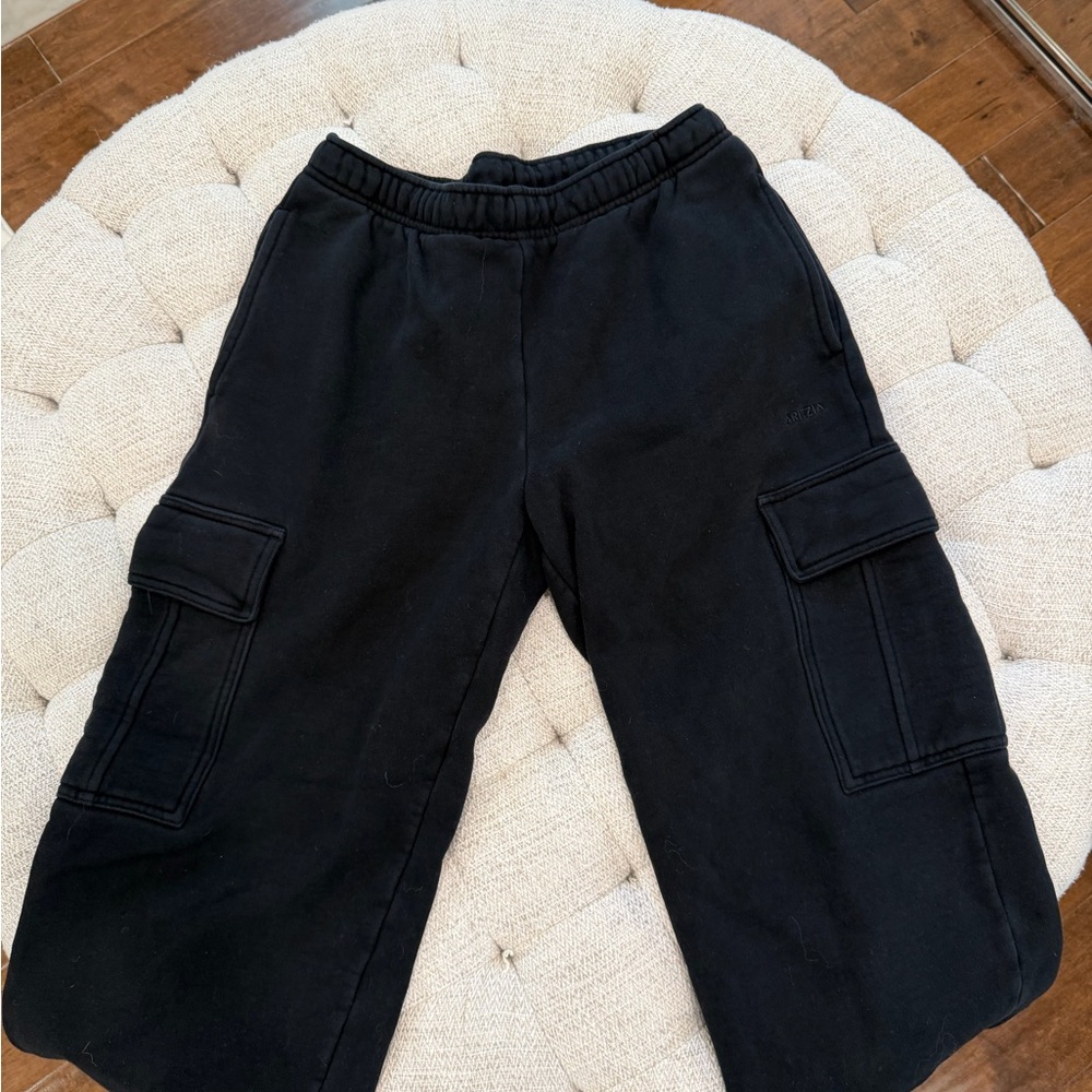 Aritzia Cargo Sweatpants